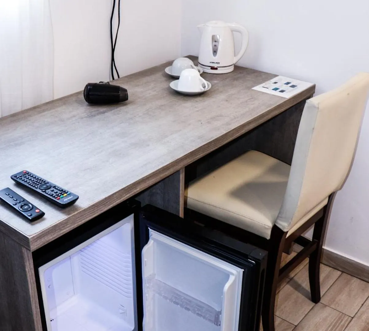 Guest house Napoli Suites Studios Aparthotel Saint Julian's